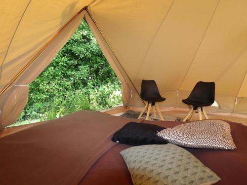  Glamour Tent in Frisian Woods near Cycling Route in Twizel