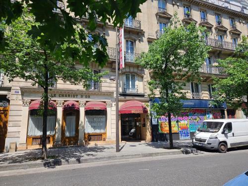 Hôtel Bellevue et du Chariot d'Or – Paris, TX