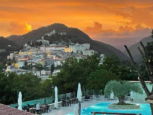  hotel gans in Cascia