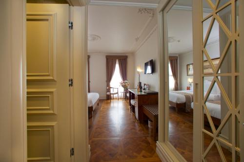 Taxim Lounge Hotel Special Category - image 2