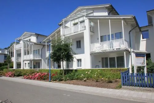 Villa Karola Ferienwohnung 06 mit Sauna- und Schwimmbadnutzung im AHOI Erlebnisbad Sellin in Göhren, Deutschland