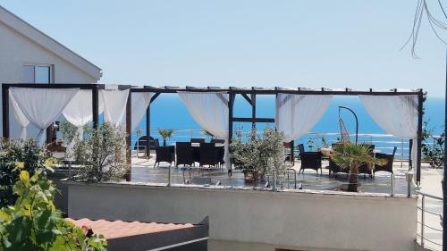 Sun Apartments 5