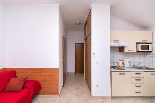 One-Bedroom apartment Standard image 6