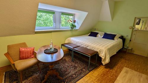Große Ferienwohnung mit Loggia und Garten in Cottbus (direkt am Klinikum) in Cottbus, Deutschland