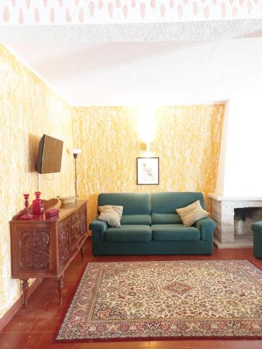 ห้องส่วนกลางสำหรับนั่งเล่น/ดูทีวี, Villa do Sol Carcavelos Beach House in คาร์คาเวโลส