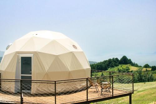 Viesnīcas āriene, Masseria Monte Pizzi Glamping Dome in Carovilli