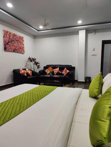 Hotel Cipron Inn in Nilagiri
