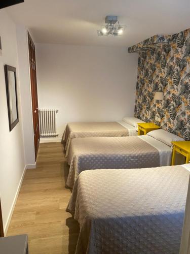 Triple Room image 5
