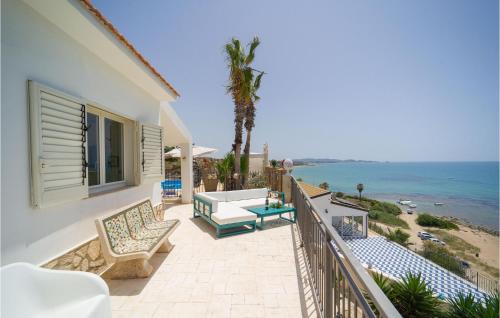 Gorgeous Home In Ciotta With House Sea View