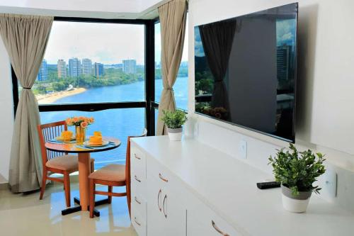 Tropical Executive 1305 with VIEW