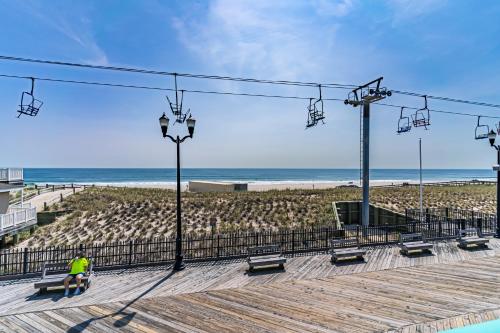 Boardwalk Sand & Surf Beach Hotel Oceanfront