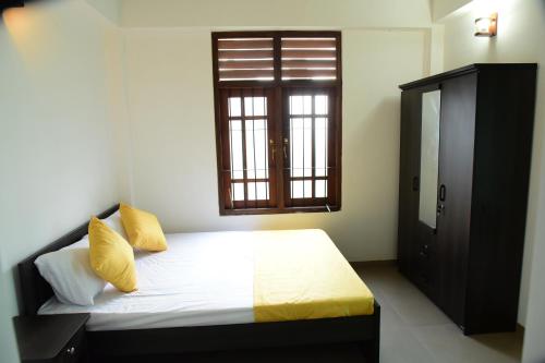 Two-Bedroom Villa image 9
