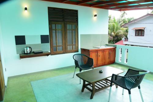 Two-Bedroom Villa image 8