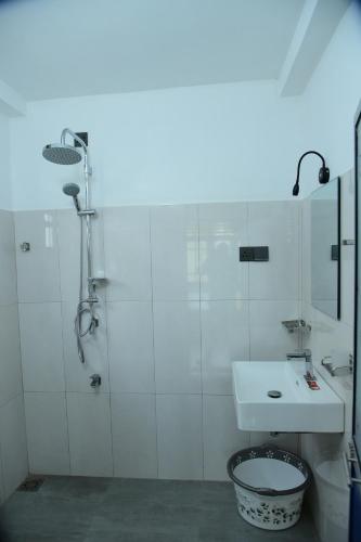 Two-Bedroom Villa image 5