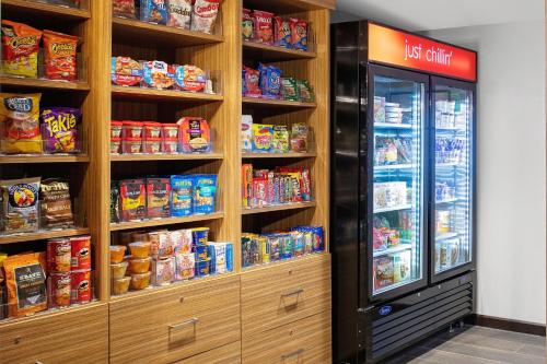 TownePlace Suites by Marriott Orlando Airport - image 11