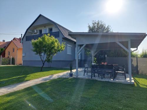 Boutique Villa Zala – khách sạn tại Zalakaros
