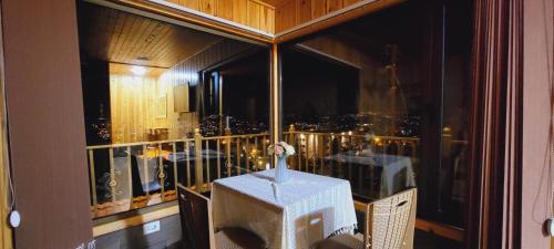 Výhled, atoom lodge in Jerash