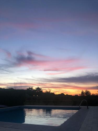 Apkārtne, Quinta da Trombeta in Borba