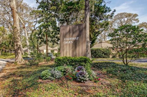 Fairway Oaks Villa Condo