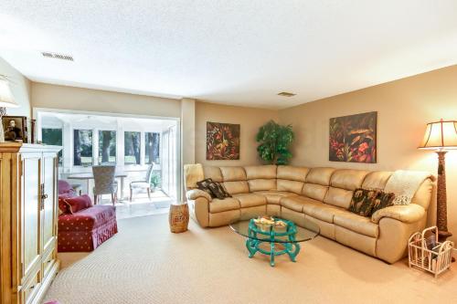 Fairway Oaks Villa Condo