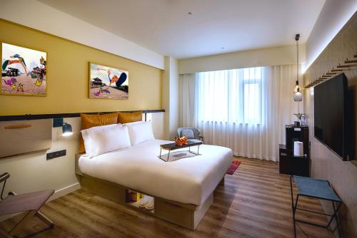 room detail thumbnail 0