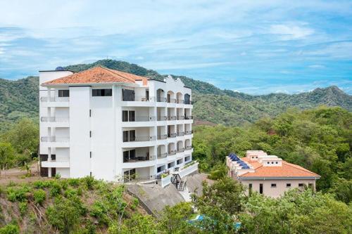 FT-29 Flamingo Towers