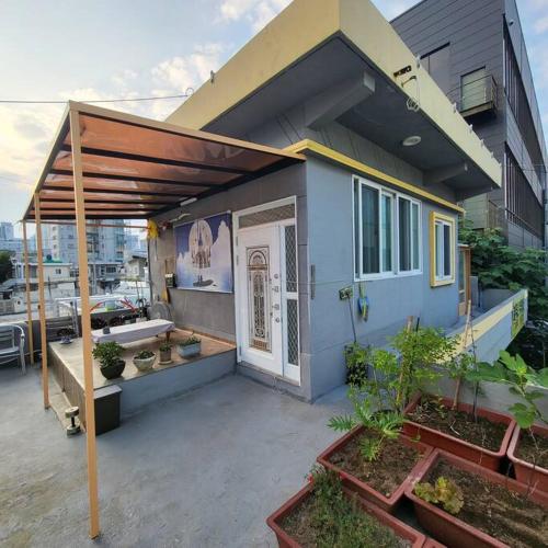 B&B Busan - JUN house - Foreign Only - Bed and Breakfast Busan