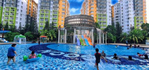 Palace Melaka Top 1 Waterpark Tickets with Unlimited Access by YGM - Malacca
