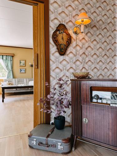 ห้องส่วนกลางสำหรับนั่งเล่น/ดูทีวี, Svingen Guesthouse - Panoramic Fjord Views in Flåm (Svingen Guesthouse - Panoramic Fjord Views in Flam) in ฟลาม