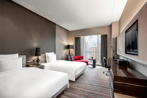 2 twin beds