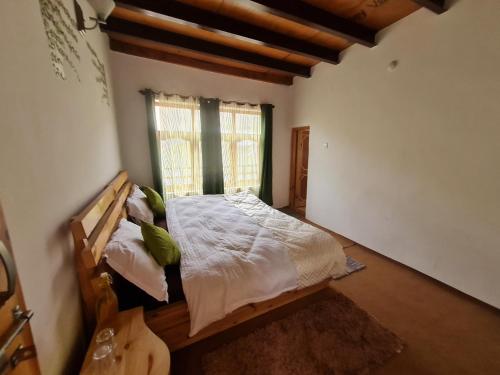 1 double bed