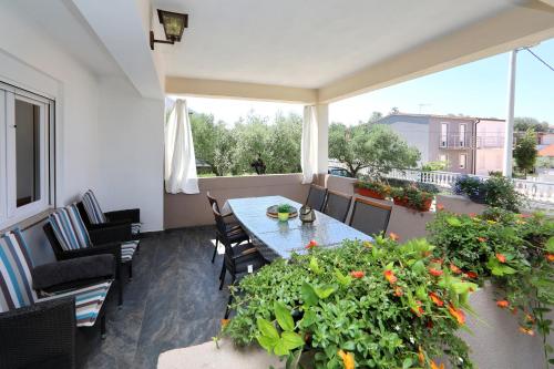 Apartment Sunny Terrace Bibinje 