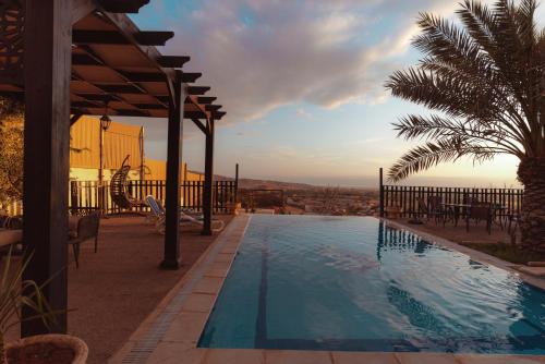 Little Venice Chalet- Private Villa- Dead Sea Jordan