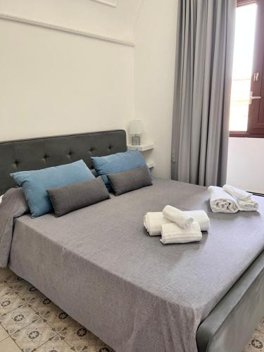 Standard Double Room image 4