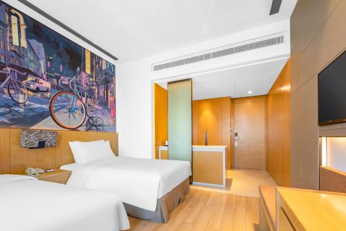 room detail thumbnail 1