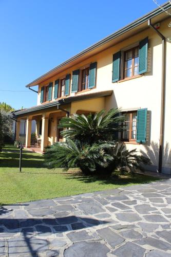  dimora degli ulivi in Capezzano Pianore,