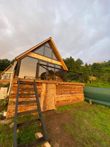 Apkārtne, Pileki Bungalov in Iyidere