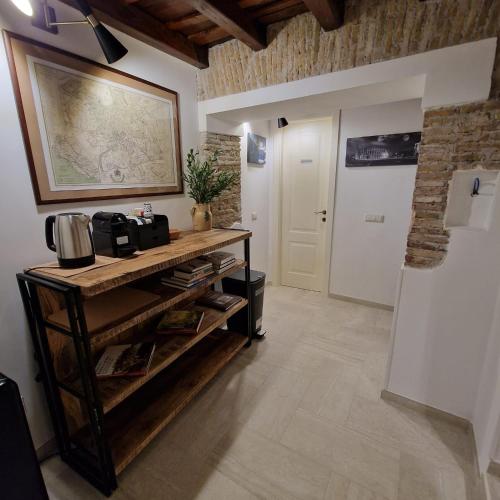 Large Double Room image 5
