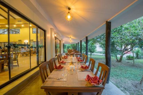 Jagatpur Lodge - 레스토랑