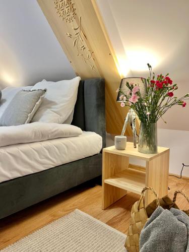 2 bedrooms, 4 beds