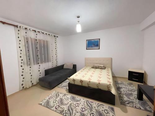 B&B Pogradec - Guri Guest House - Bed and Breakfast Pogradec