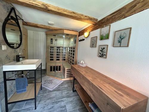 Ferienhaus Hexe mit Whirlpool, Sauna, Garten