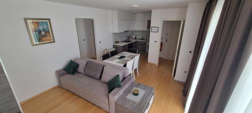 Apartment for 4, Petrcane (Peterzane) (foto 10)
