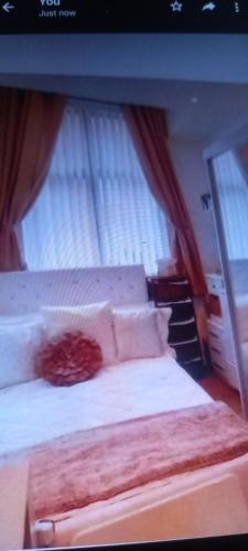 2 bedrooms, 2 bathrm Leicester City Apartment, Central Location, sleeps 2