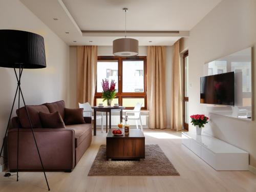 Chopin Apartments - Capital Set in a prime location of Warsaw, Chopin Apartments Capital puts everything the city has to offer just outside your doorstep. Offering a variety of facilities and services, the hotel provides all you