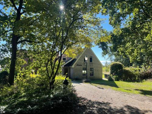 Spacious Country Retreat