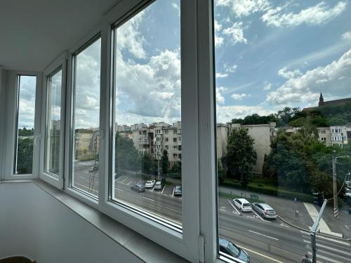 CIV Central Apartment