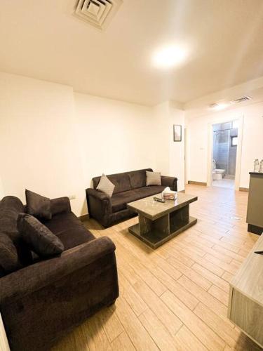 Central Apartment For Rent 26 - image 5
