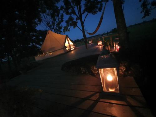 Balkons/terase, Ohukotsu Glamping in Nommealuse