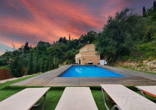 Luxury Villa Annette with Stunning Views and Pool